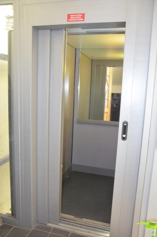 Homelike Prague Apartment ภายนอก รูปภาพ